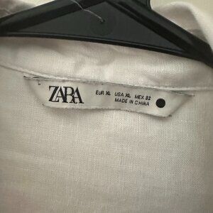 White 100% Linen Zara buttondown shirt